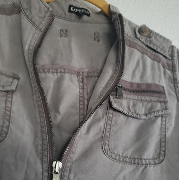 Express Jacket - Picture 5 of 7
